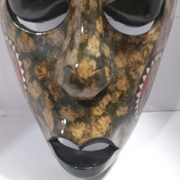 Handmade Indonesian Painted Tribal Mask - Picture 9 of 9